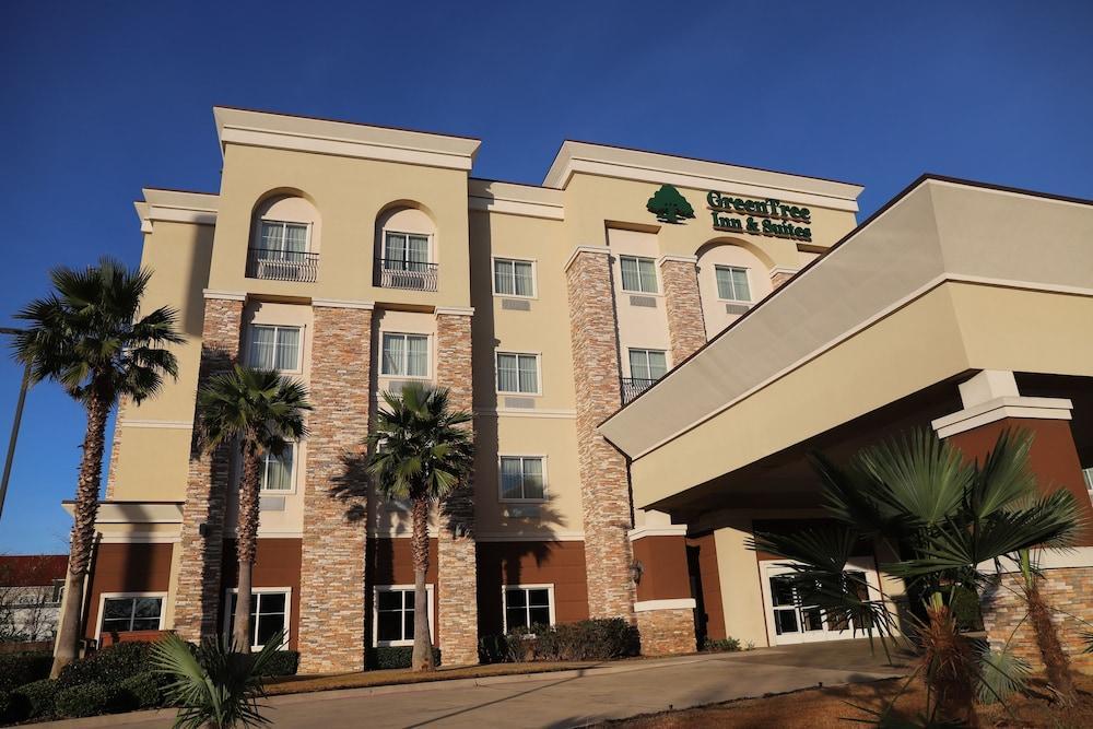 Red Roof Inn & Suites Лонгвю Екстериор снимка
